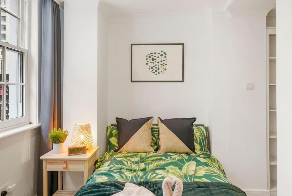 Modern 2 Bedroom Apartment In The Heart Of London Exteriör bild